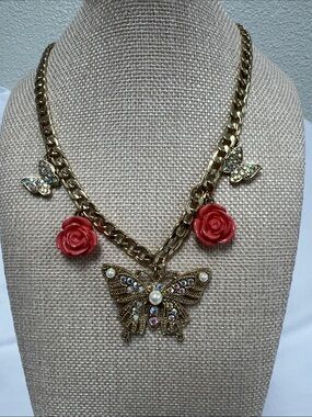 Jennifer Lopez Gold Butterfly Necklace with Red Rose Charms